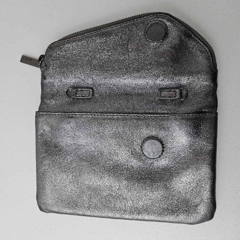 HOBO Daria Metallic Leather Clutch Bag Small **Missing Strap